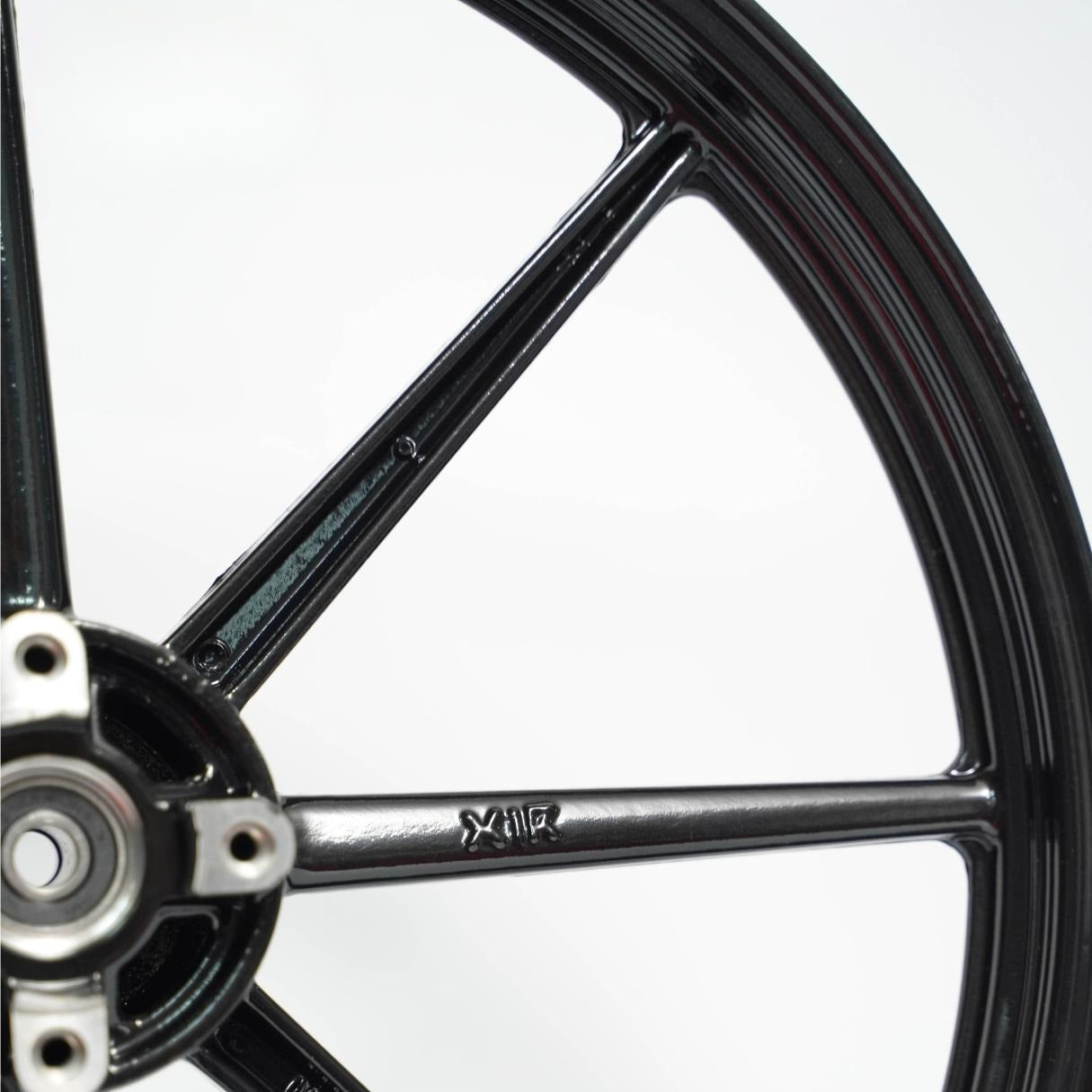 X1R ALLOY WHEEL 8 SPOKES Winner X (1.6-1.85) with Rotor Disc