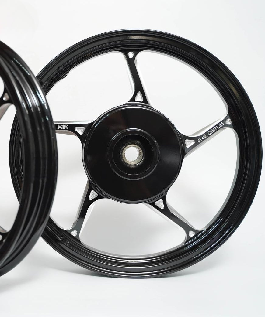 X1R 511 Alloy Wheel 5 Spokes Click 125/150 1.6-1.85