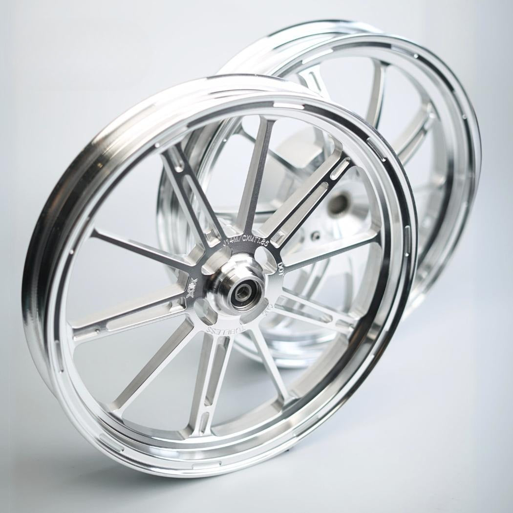 X1R ALLOY WHEEL 10 SPOKES Click 150 (1.85-2/15)